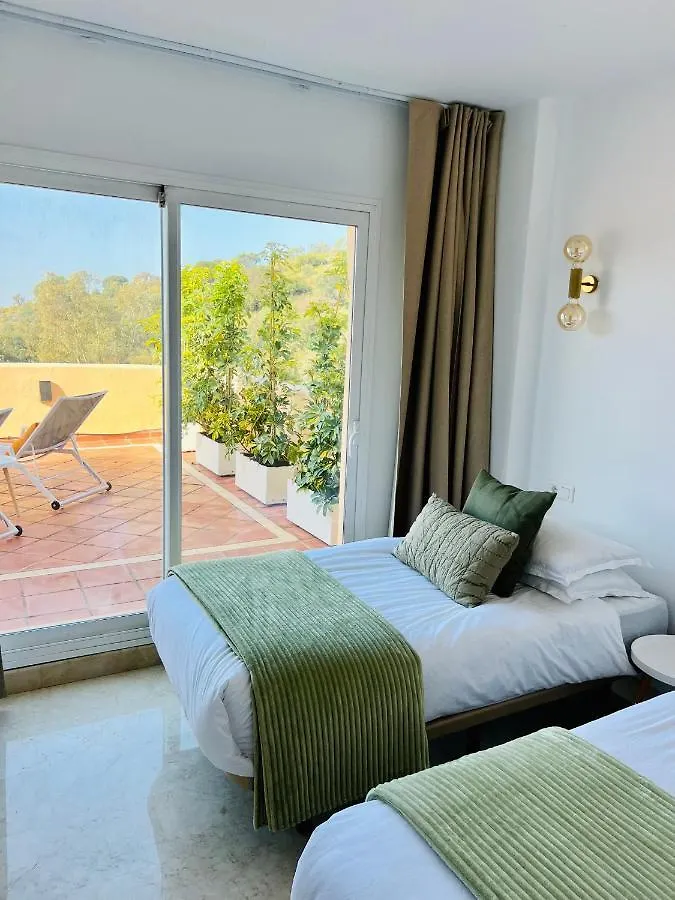 Apartment Penthouse Au Calme Avec Vue Mer Nature Environnante Et Tres Grandes Terrasses Marbella
