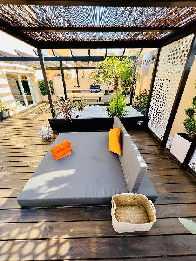 Penthouse Au Calme Avec Vue Mer Nature Environnante Et Tres Grandes Terrasses Marbella 0*,  España